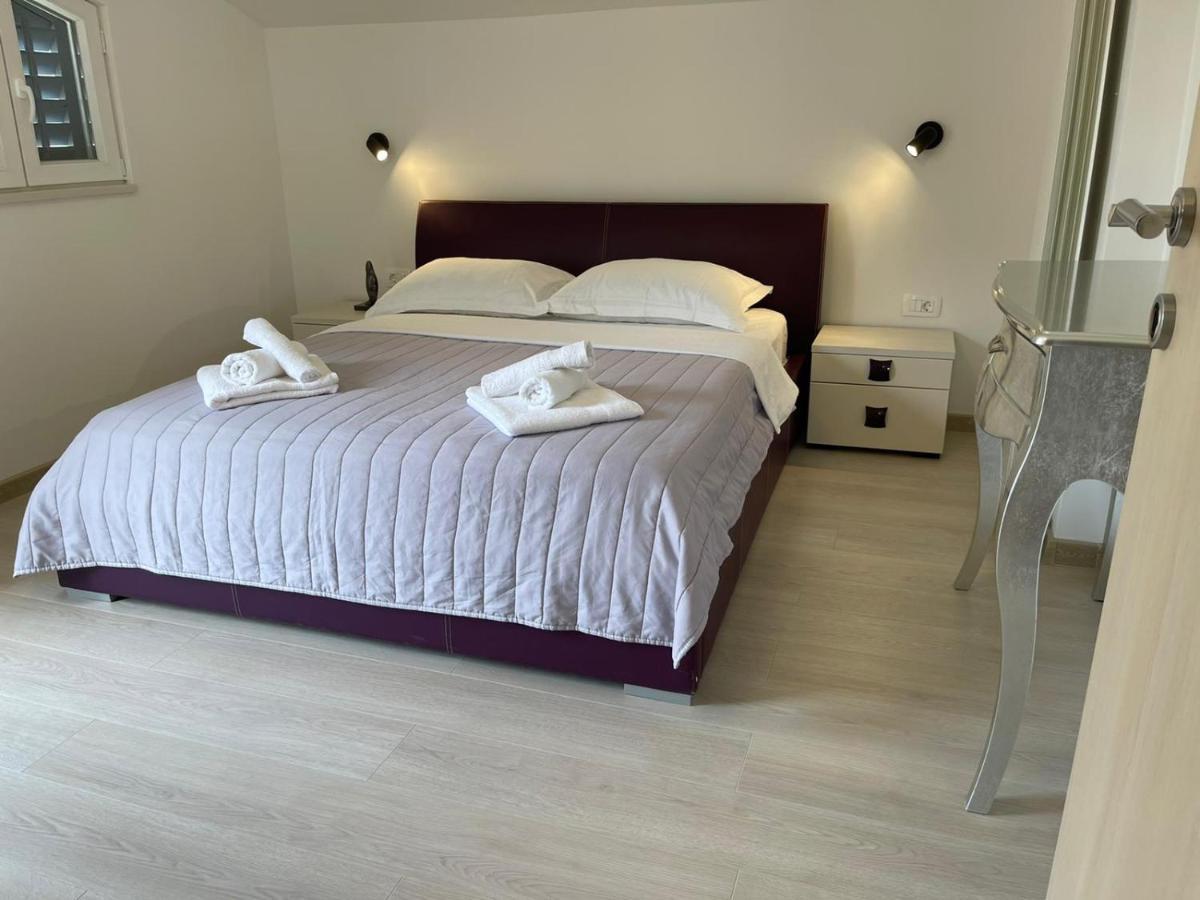 Villa Jadranka Apartments Tučepi Exteriör bild