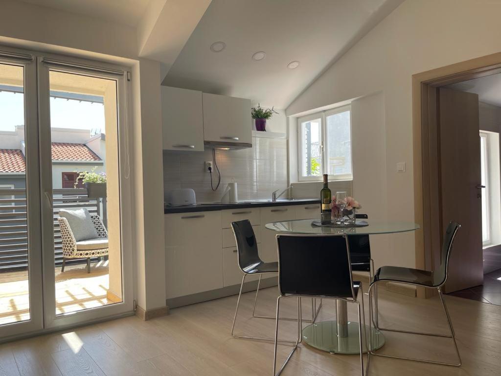Villa Jadranka Apartments Tučepi Exteriör bild