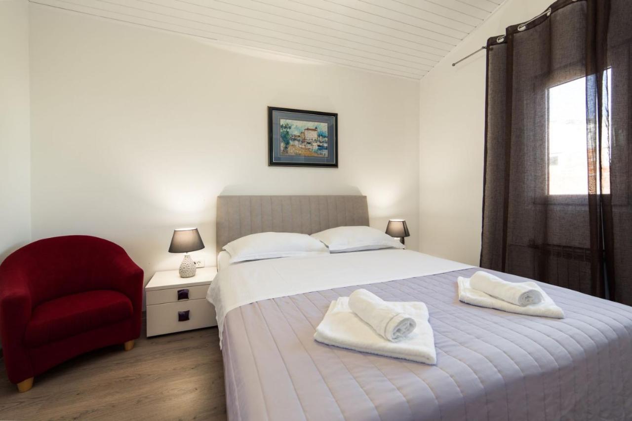 Villa Jadranka Apartments Tučepi Exteriör bild